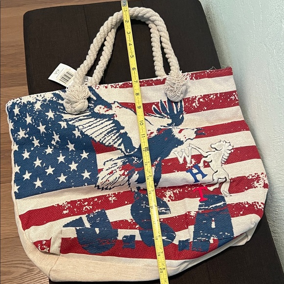 ( 0335 ) Eagle USA Tote Bag with WHT Art & Star Socks. 2026 Year of Fire Horse. - Picture 3 of 7
